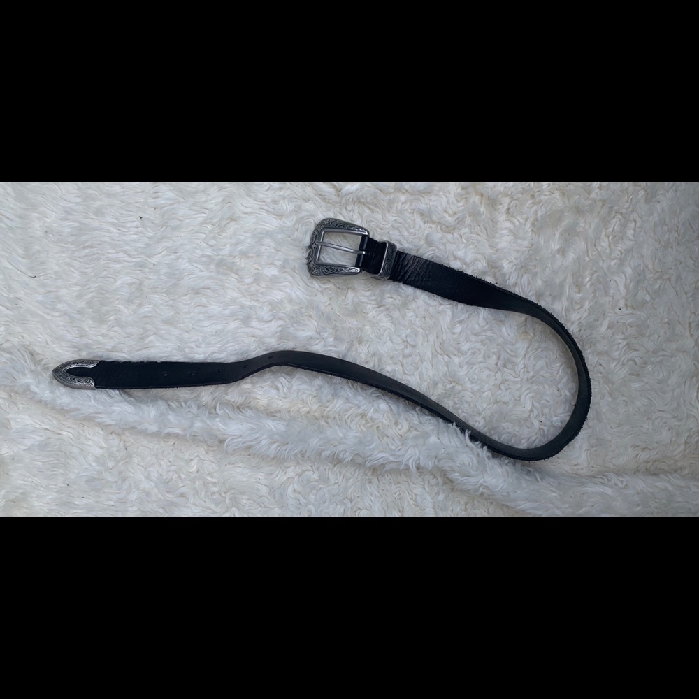 urban outfitters belt